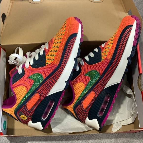 Nike Fuchsia Athletic Sneakers - Picture 2 of 5